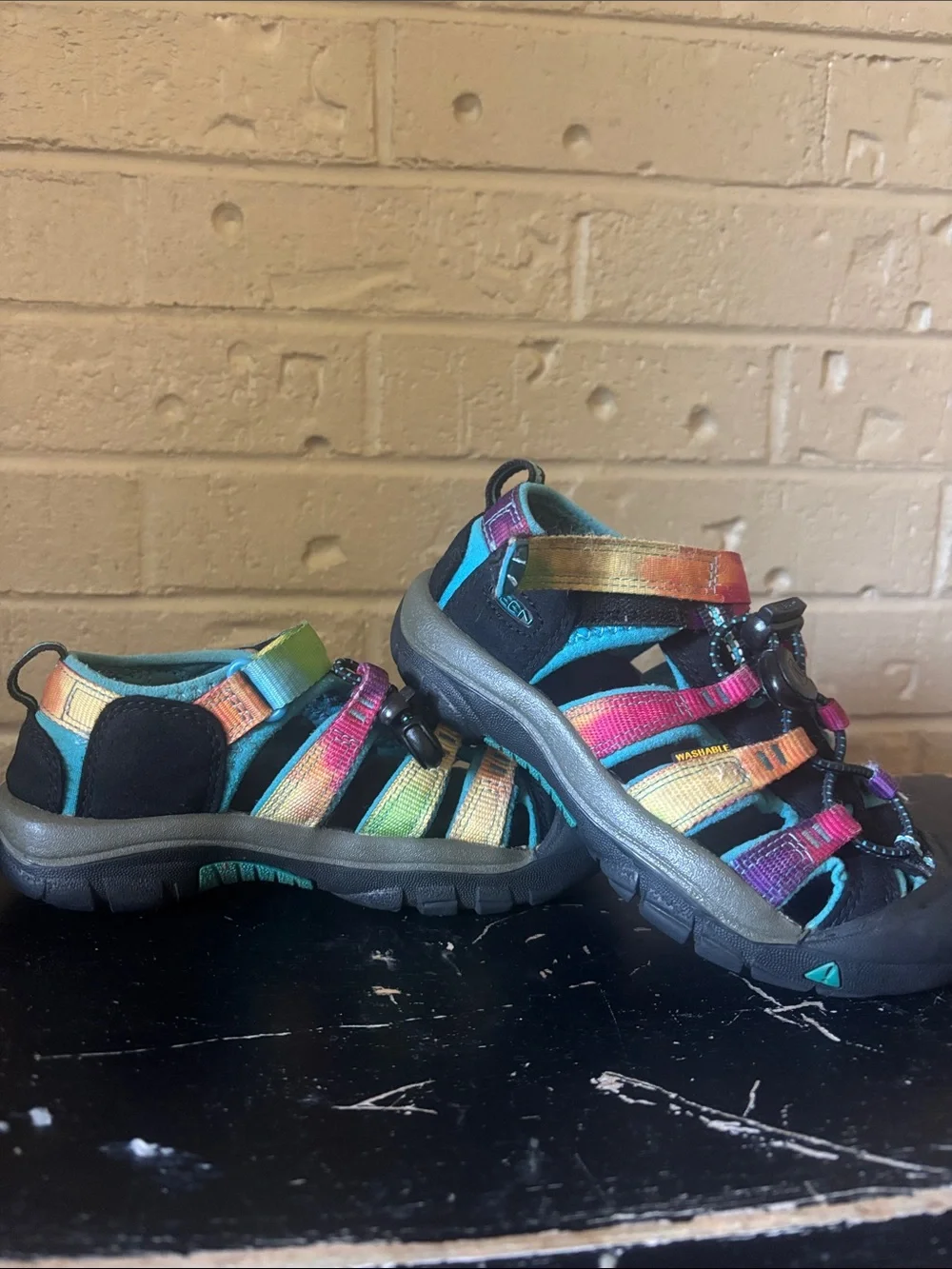 Kids Rainbow Strap Keen Washable Sandals